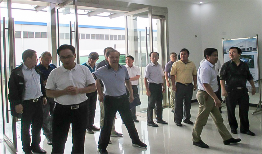 區(qū)長(zhǎng)嚴(yán)書(shū)高，副區(qū)長(zhǎng)劉方平，區(qū)委常委程培毅等考察國(guó)家高新技術(shù)企業(yè)“闊海醫(yī)療”